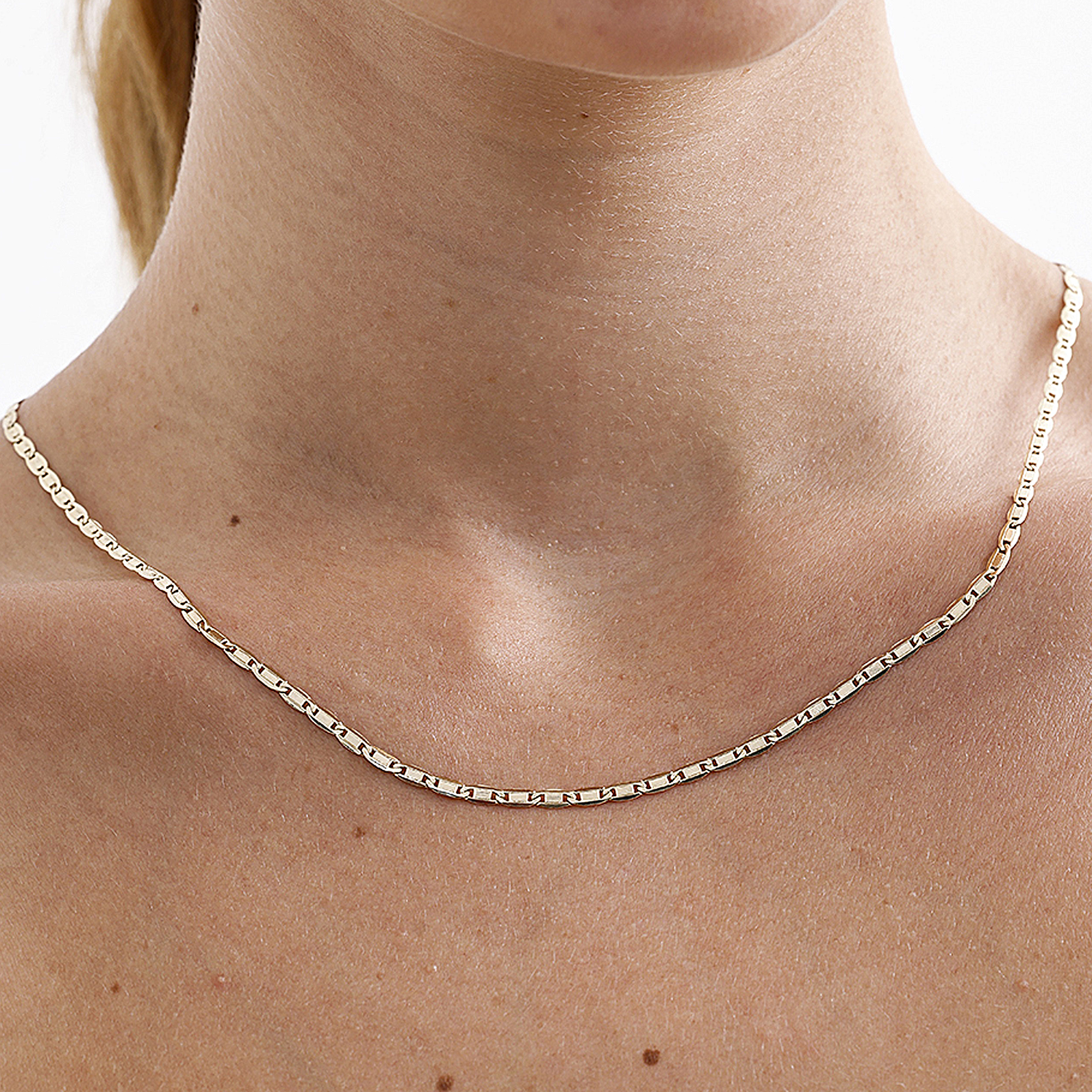 Sleek Box Link Necklace